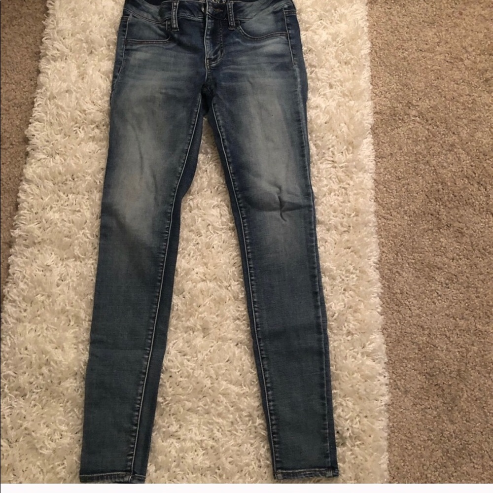 Size 2 AE jeans